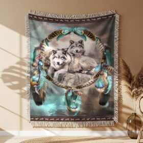 Dreamcatcher Wolves Woven Blanket