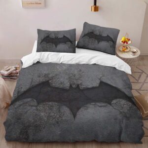 Alternative view of Batman Symbol Duvet Cover