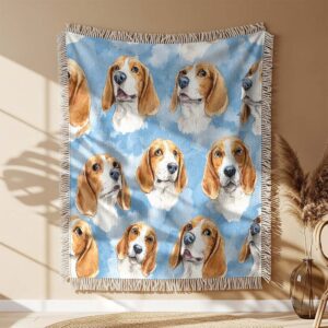 Alternative view of Cute Beagle dog seamless Woven Blanket