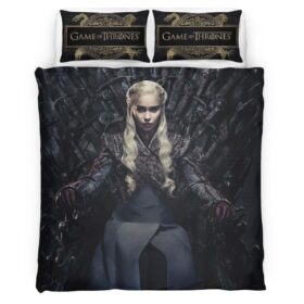 Daenerys Targaryen on the Iron Throne Duvet Cover