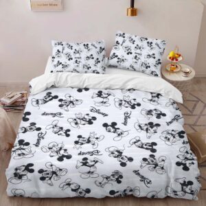Alternative view of Disney Mickey Mouse 11 Duvet Cover