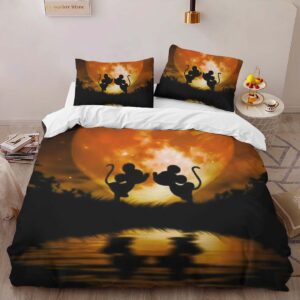 Alternative view of Disney Mickey Mouse and Minnie Mouse 8 Duvet Cover