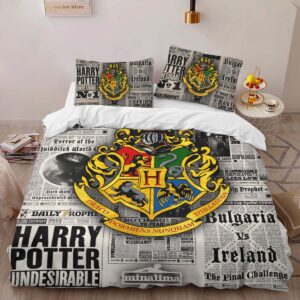 Alternative view of Harry Potter article Hogwarts Duvet Cover