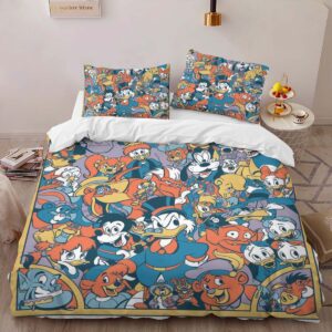 Alternative view of Mickey Mouse and Friends 12 Duvet Cover