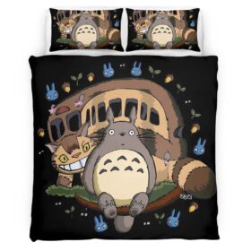 Totoro on the bus 2 Duvet Cover